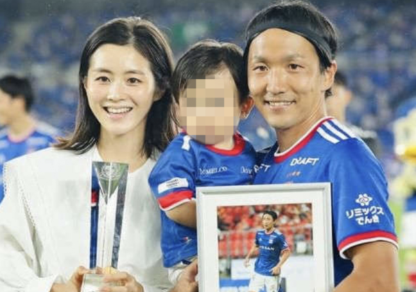 天野純選手の結婚、奥様